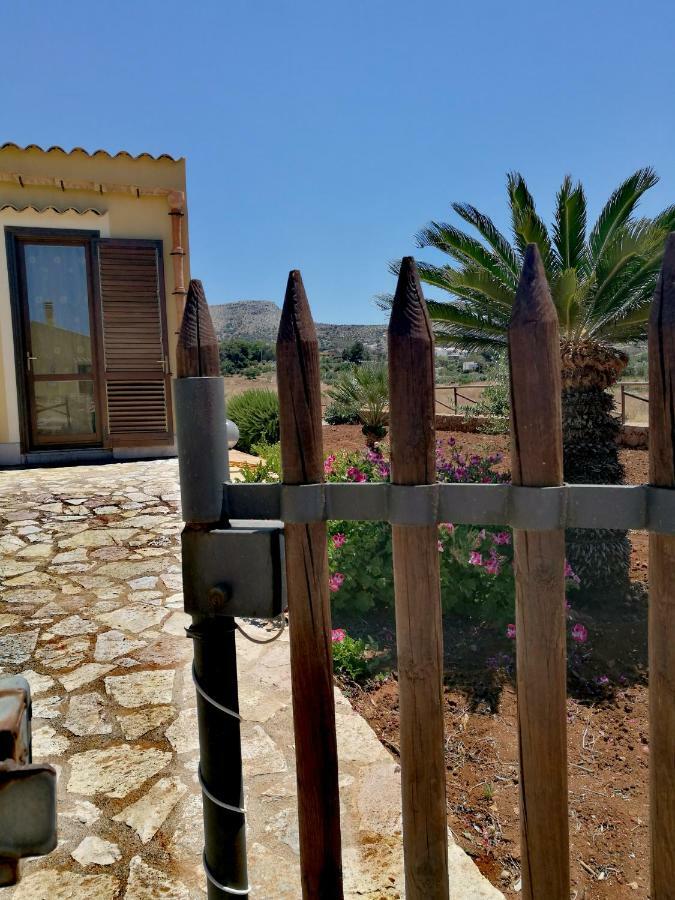 La Villa Dei Girasoli Custonaci Kültér fotó
